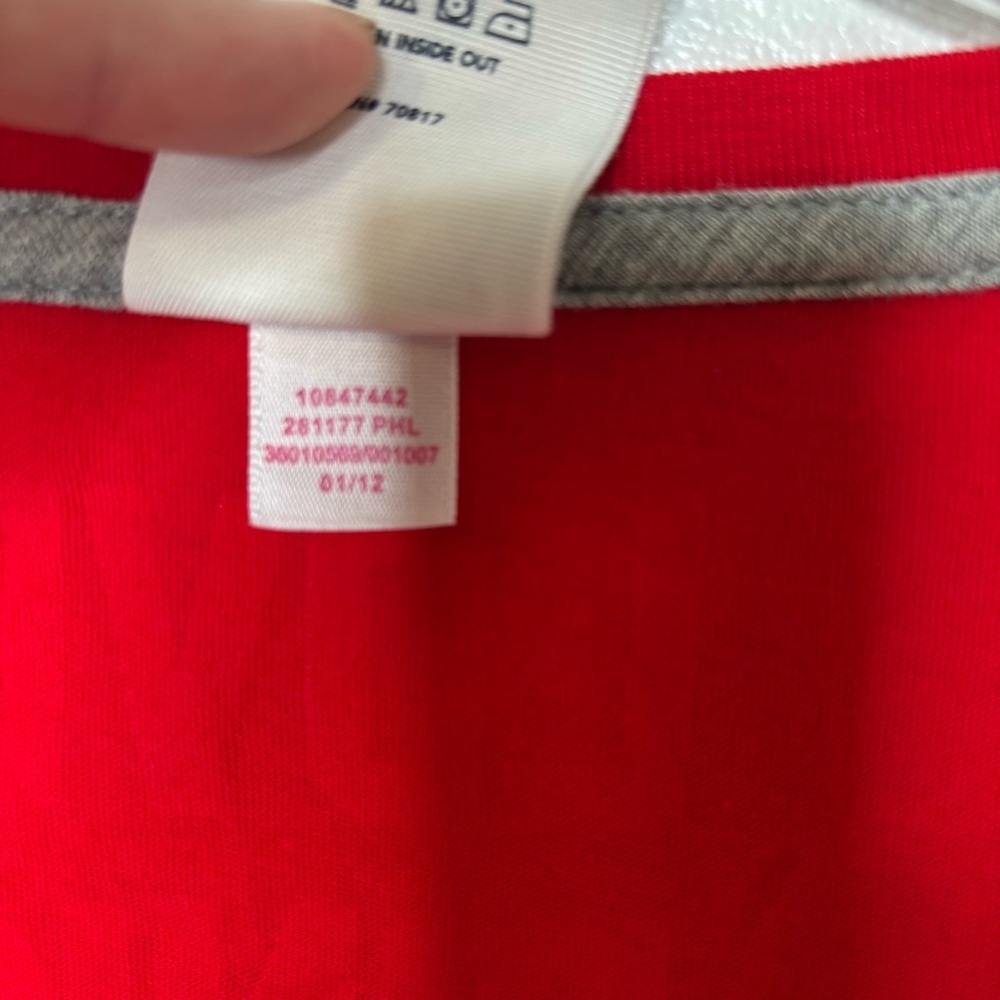 Victoria’s Secret PINK Philadelphia Phillies V-Neck Tee Women’s Medium Red - Picture 5 of 7